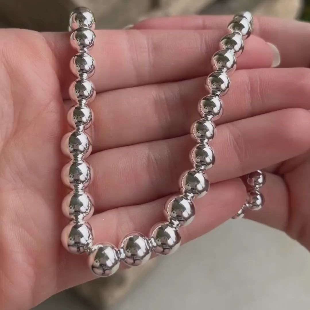 Classic Bead Necklace