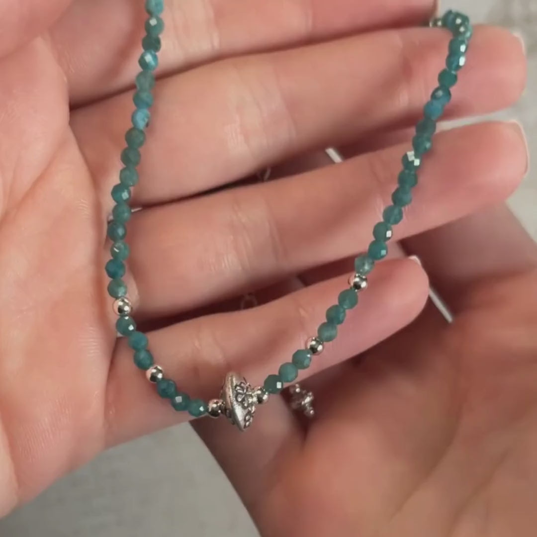 Zeal for Teal Necklace